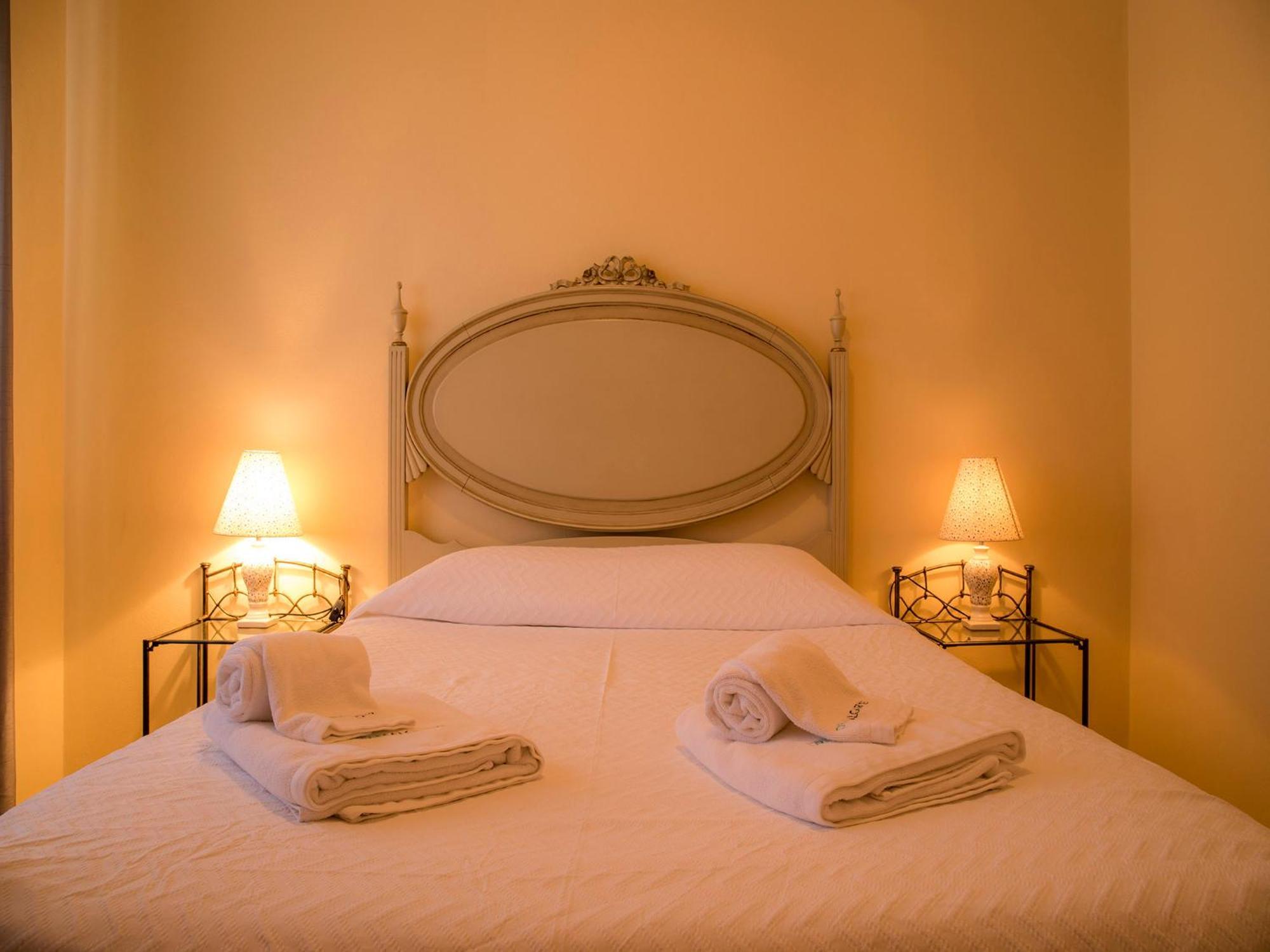 Apartment B32 - *