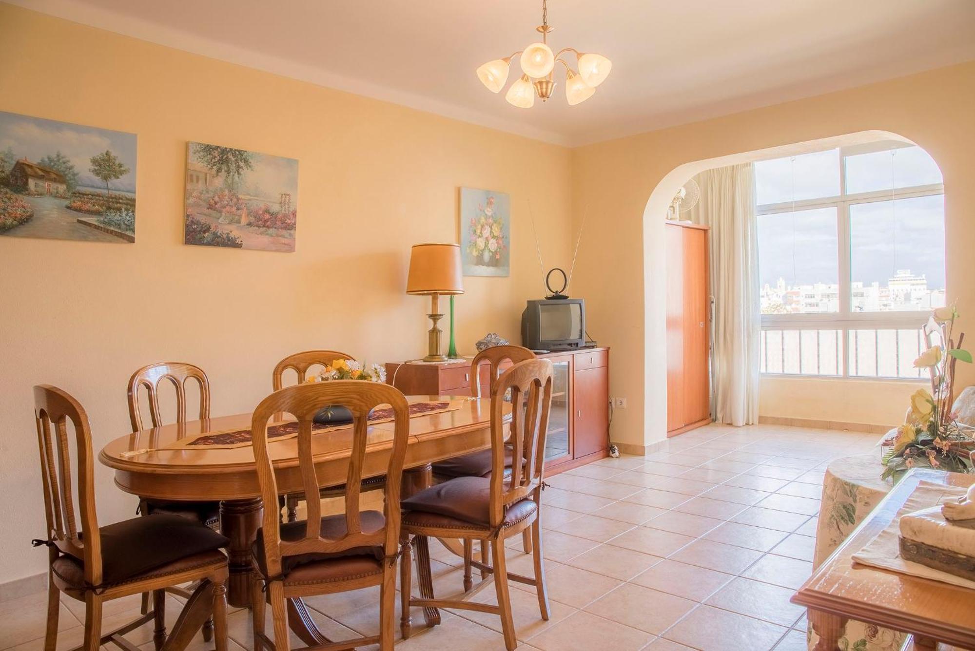 B32 - Apartment